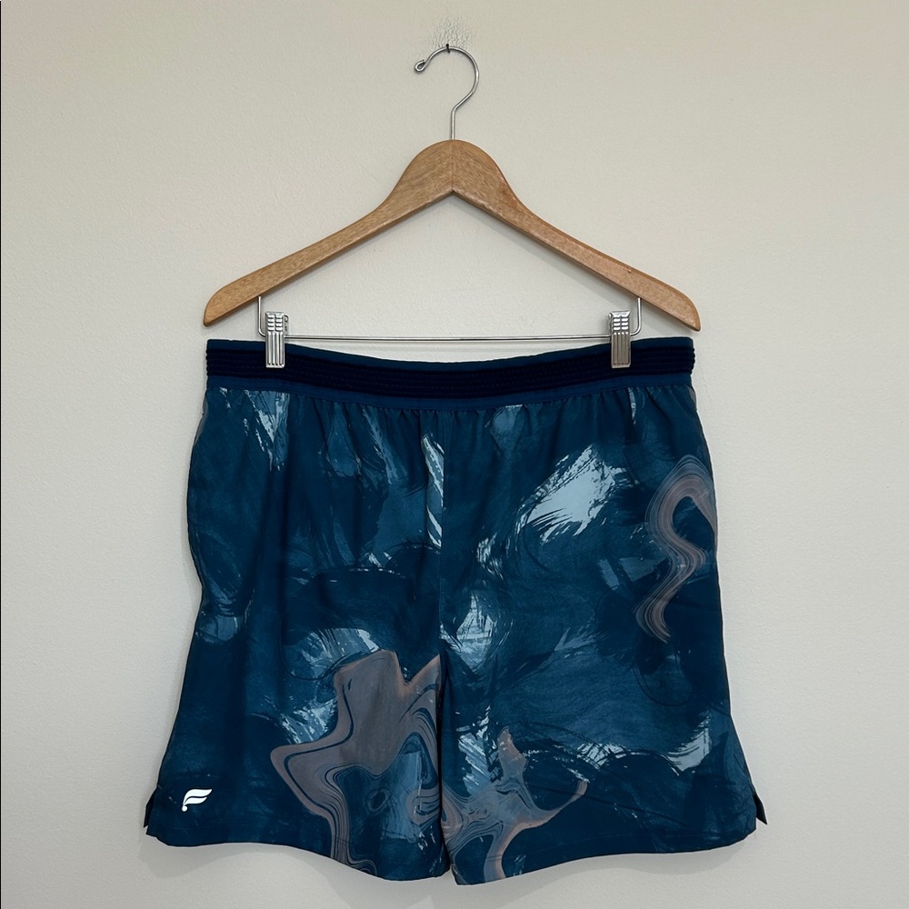 Men’s Fabletics The Fundamental Short in Marbling Blue Lagoon Size XL‎